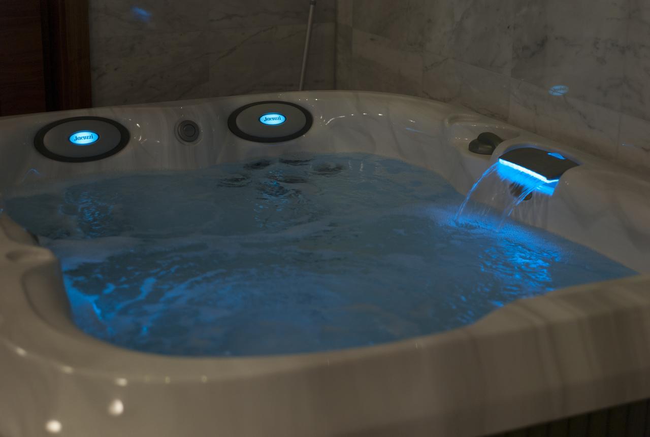 Wellness Hotel Loewe Pöstyén Kültér fotó