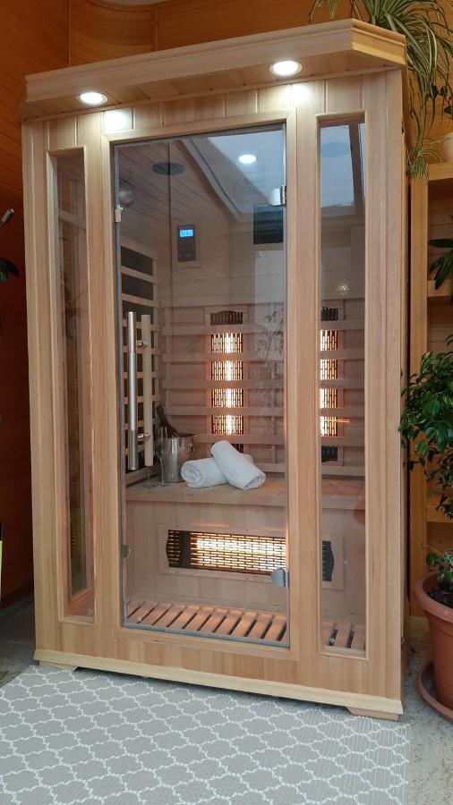 Wellness Hotel Loewe Pöstyén Kültér fotó